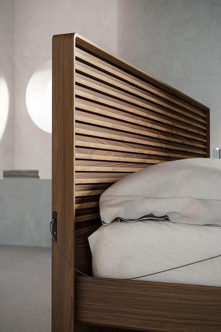 Cross-LINQ Bed